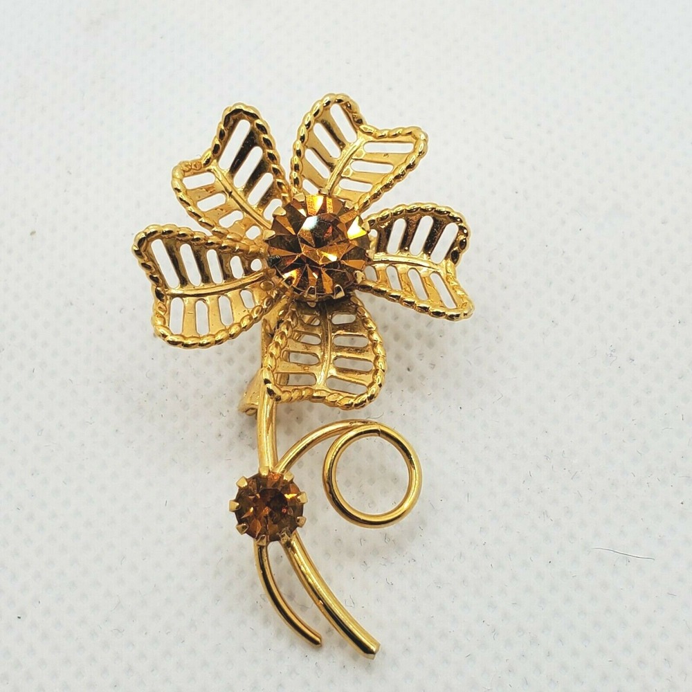 Vintage Open work Gold Tone Metal Flower w/Topaz color Rhinestones Brooch Pin